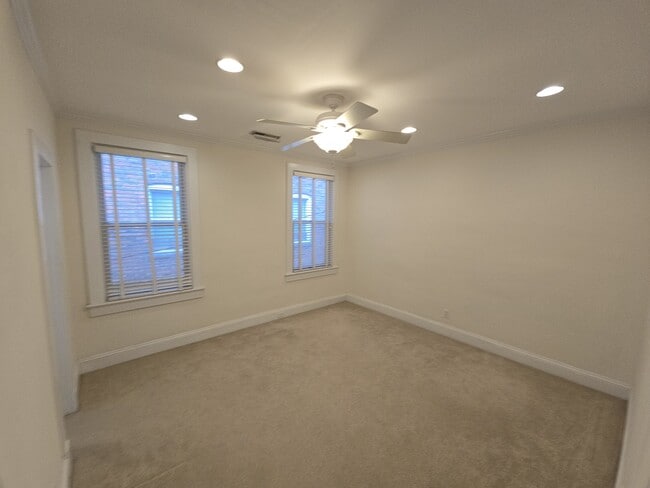 Photo - 621 W Princess Anne Rd