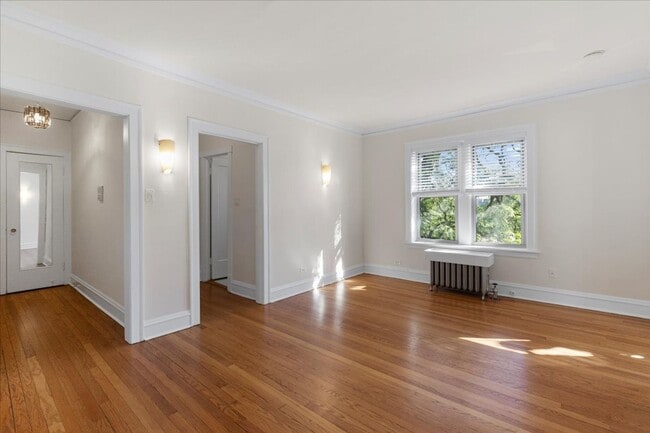 Photo - Large Studio in Andersonville Unit 31-3B