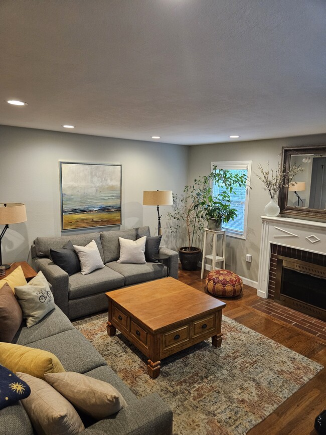 Living room from entry - 5334 44th St House