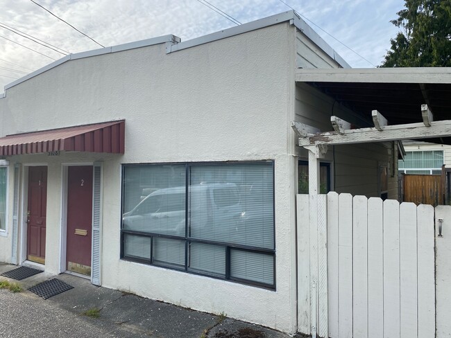 Street view of front - 3108 W Jameson St Townhome