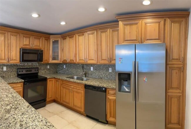 Building Photo - 2 bedroom in Sunny Isles Beach FL 33160 Rental