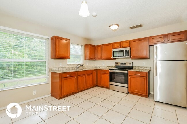 Photo - 1109 Cambourne Dr