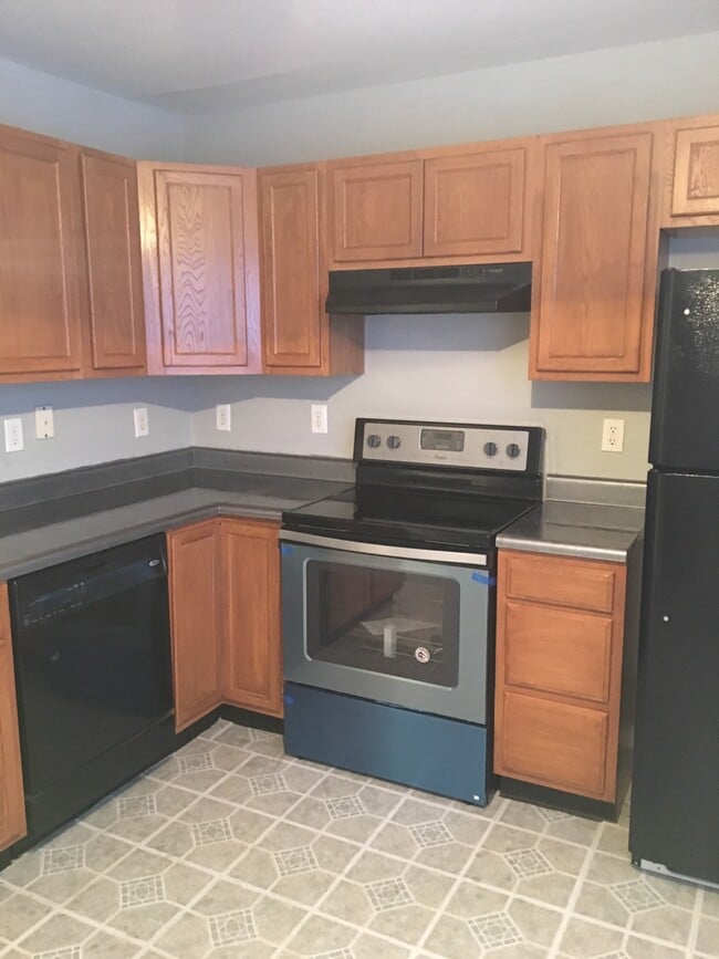 Photo - 3045 Skylar Ln