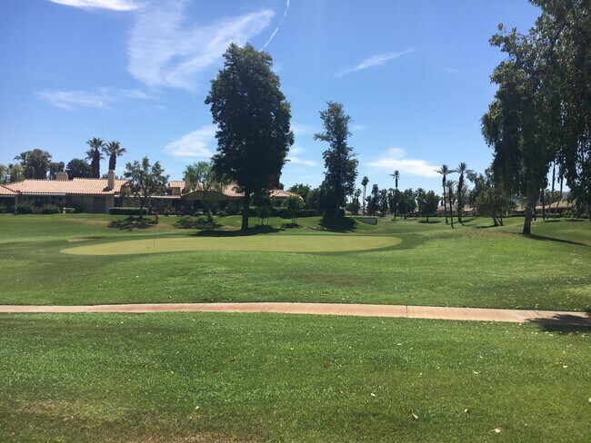 Photo - 128 Castellana W