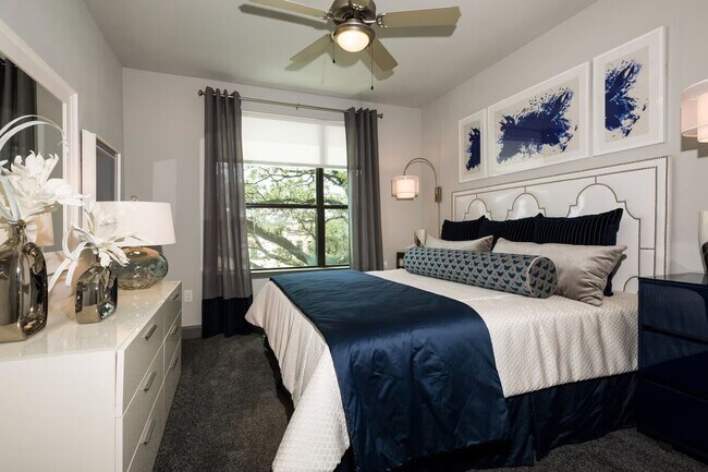 Photo - Stylish Living Starts Here Unit PLGY1