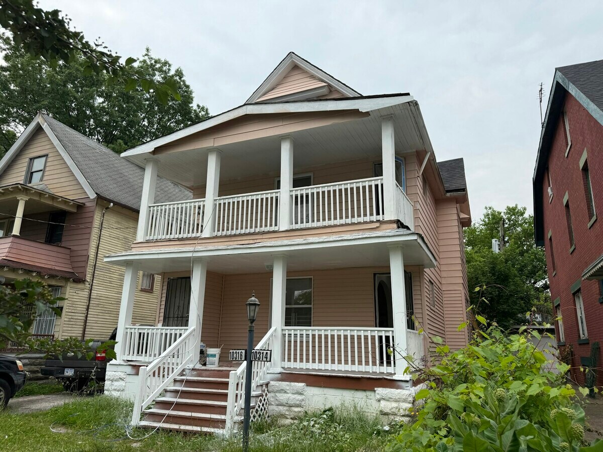 Photo - 10314 Adams Ave