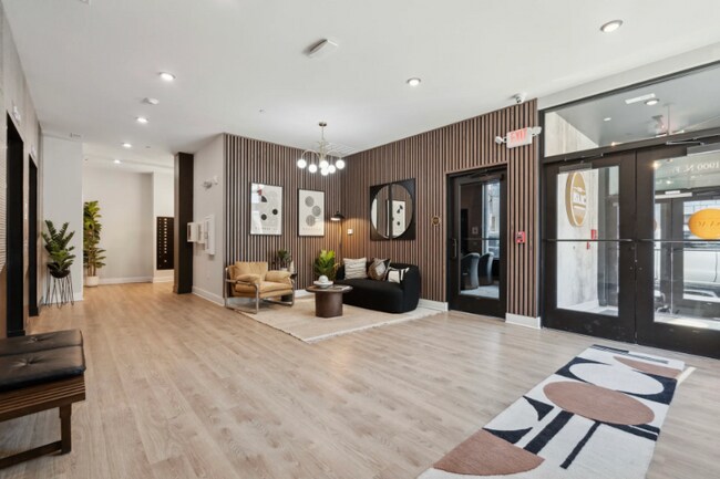 Photo - 1901 Hope St Unidad 2