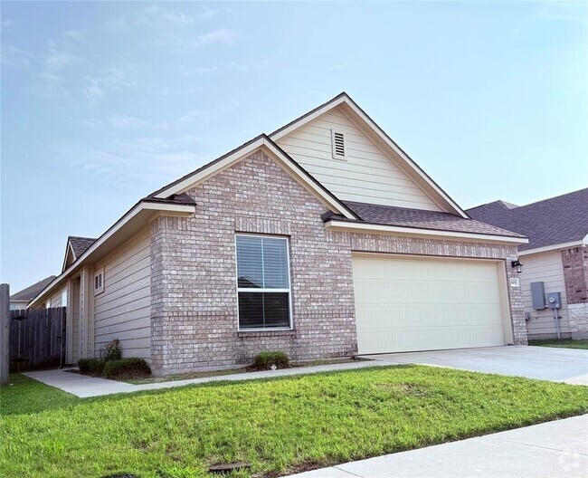 Building Photo - 805 Durness Dr Rental