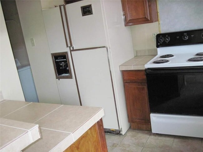 Photo - 12300 Brookglade Cir Unidad 125