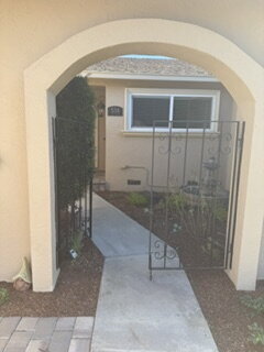 Beautiful Home in South San Jose, Close to the hills, Sparkling Swimming Pool, Spa, BBQ,  and ful...