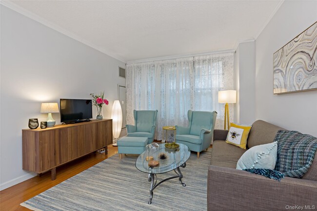 Building Photo - 300 Mamaroneck Ave Unit 315
