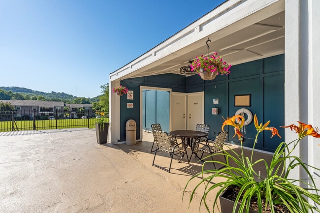 Photo - The Links Apartments