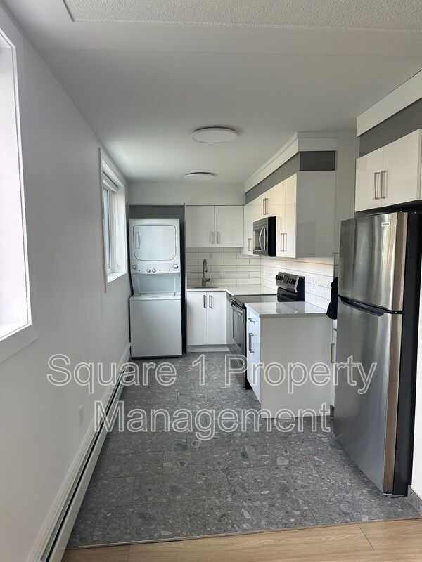 Building Photo - 8550-8582 82 Ave NW Unit 2