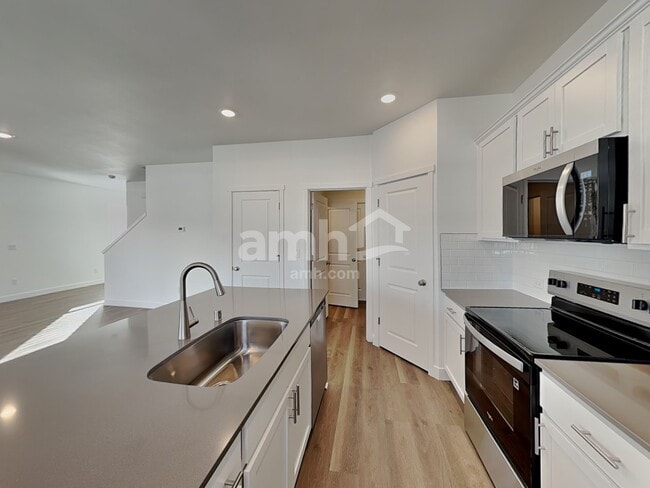 Photo - 4757 85th Ave NE