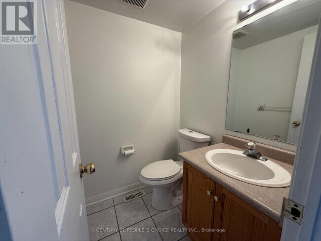 Photo - 80 Acorn Pl