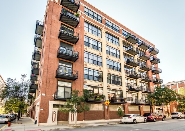 Building Photo - 843 W Adams St Unit 409