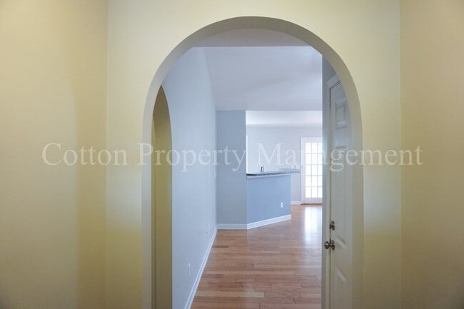 Photo - 2018 Willow Stone Ct