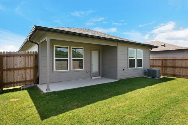 Photo - Immaculately maintained 3 Bedroom 2 Bathro...