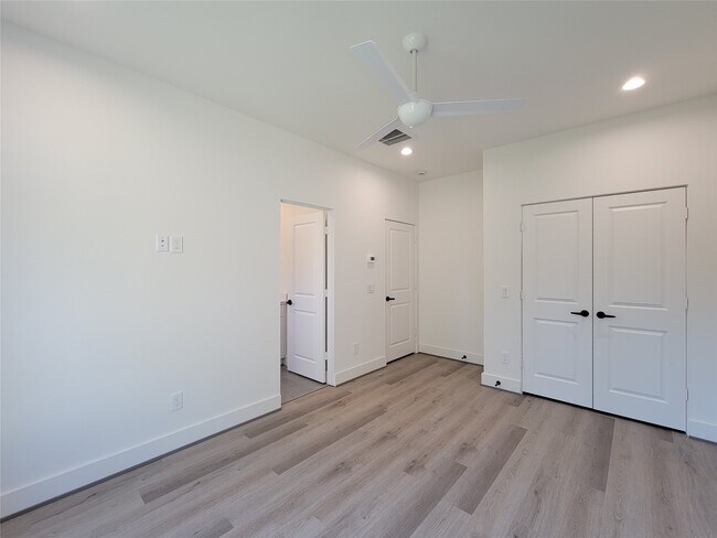 Photo - 7705 Earl Rudder Wy