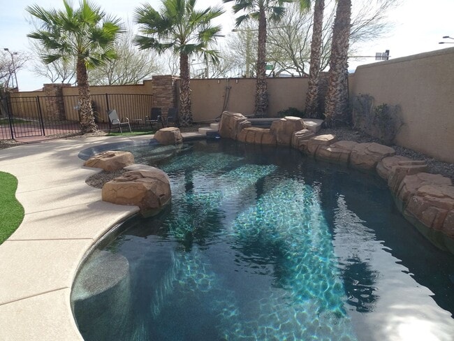 Building Photo - West Summerlin 5 Bedroom, Bed & Full Bath 1st Floor, Beauty