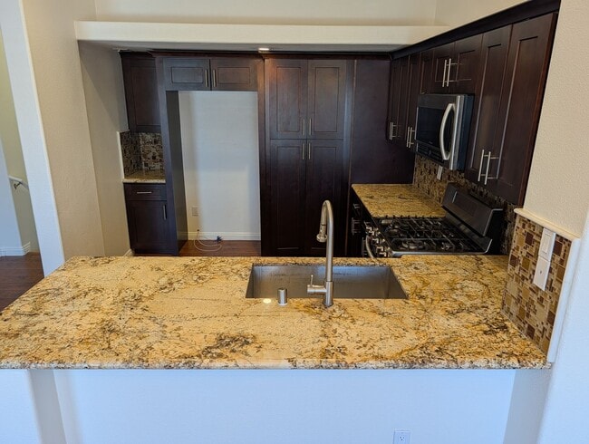 Photo - INVITING CONDO WITH OPEN FLOOR PLAN IN NORTHEAST LAS VEGAS