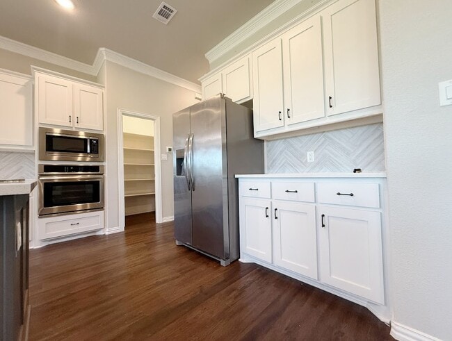 Photo - 104 Cottonwood Ct