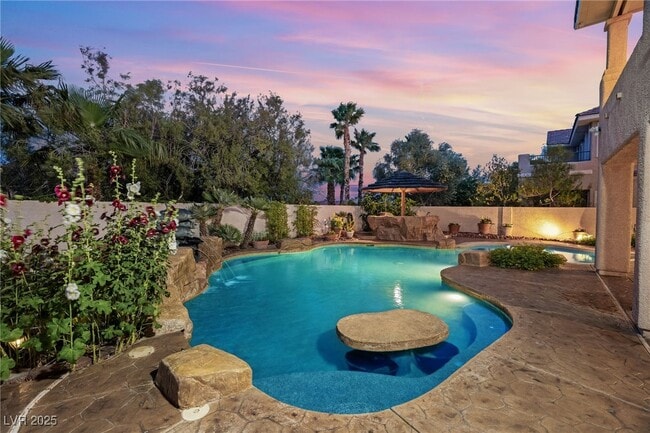 Photo - 3010 Hammerwood Dr