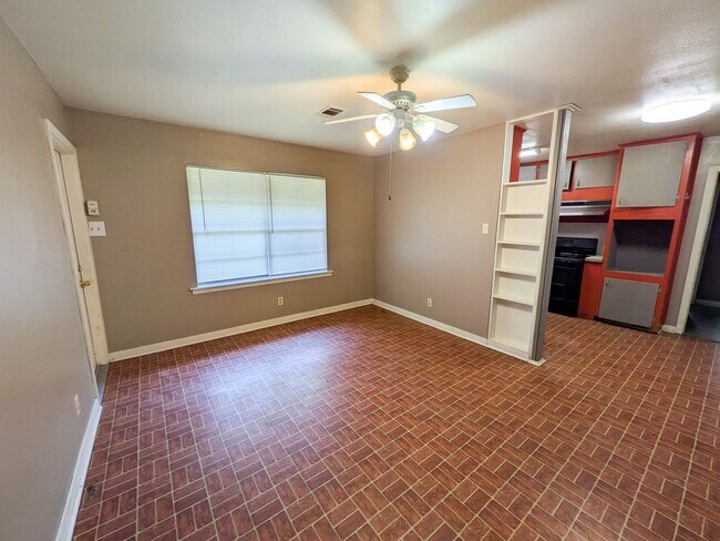 436 Gardenia Ave