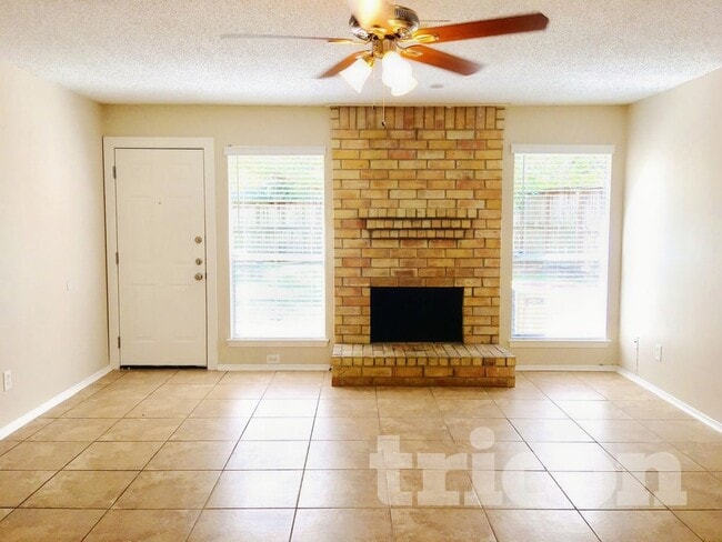 15647 Meadow Village Dr
