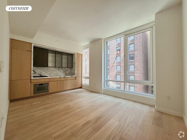 Building Photo - 135 E 47th St Rental