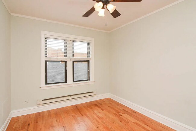 Photo - 3710 N Wilton Ave