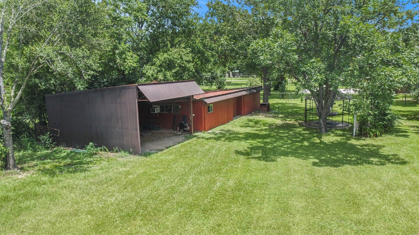 Photo - 17615 Swansbury Dr