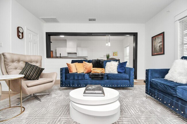 Photo - 6715 Plum Springs Ln