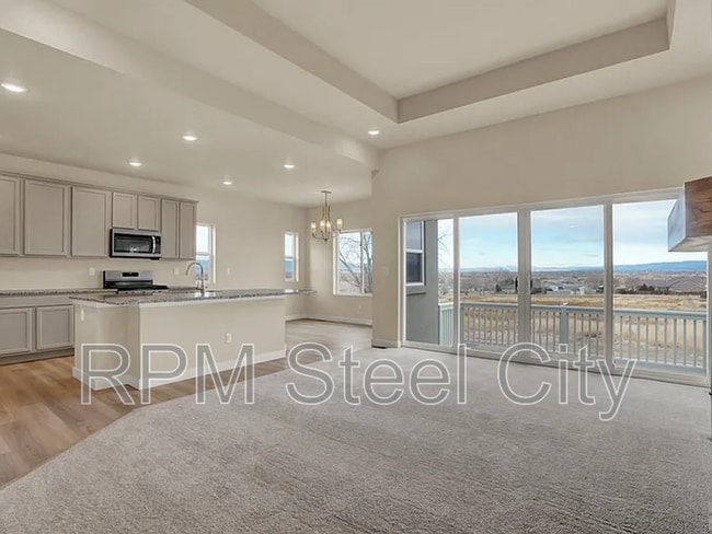 Photo - 753 S Laurue Dr