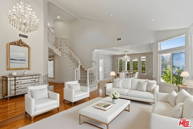 Photo - 3900 Hilton Head Way