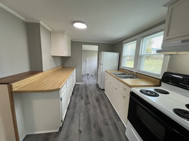 Photo - 41 Lick Hollow Rd