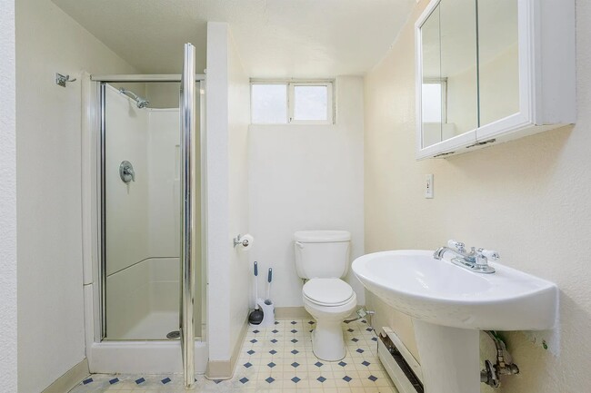 2202 Orchard Ave Unit A