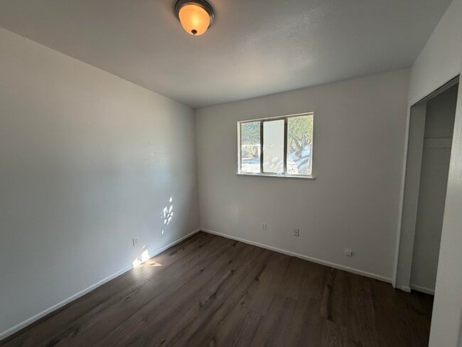 Photo - 6004 Peoria Ave