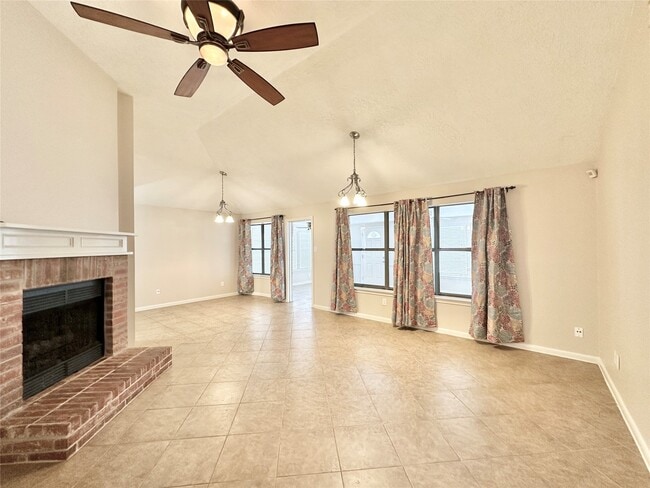 Photo - 11614 Easterling Dr