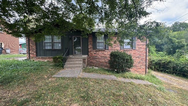 Building Photo - Beautiful, 4 Bedroom, 3 Bath House in Nash...