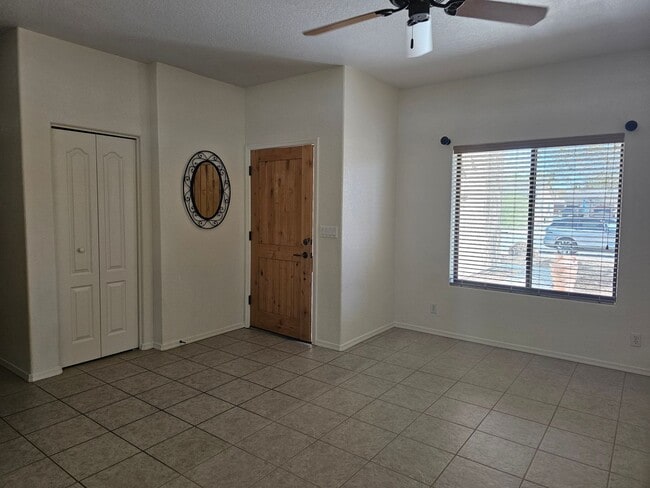 Photo - Unfurnished Long Term Casa