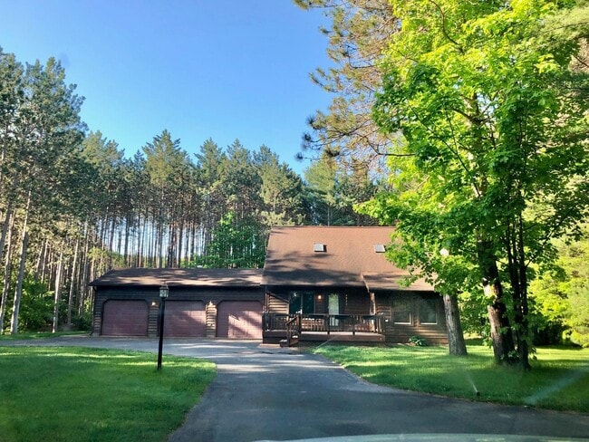 Building Photo - Extra Space, Extra Privacy, Extra Potential