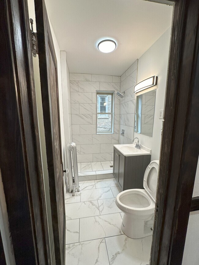 Photo - 2535 N Linder Ave Unit 1F