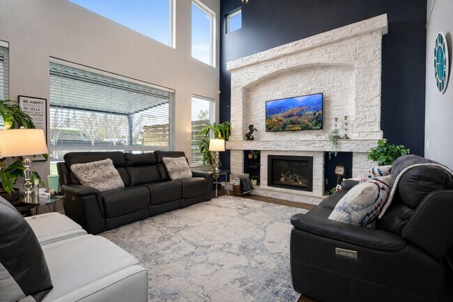 Photo - 2163 Merlot Blvd Unité Upper