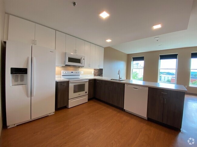 Building Photo - 83 Hanover St Unit 403 Rental