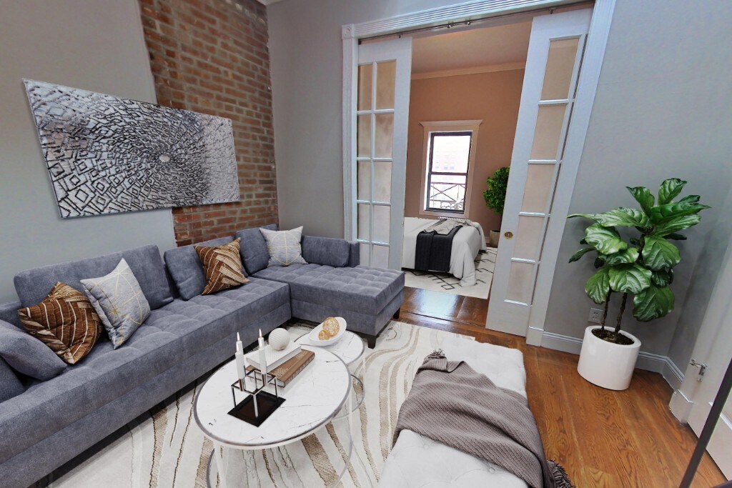 697 Tenth Ave (47th & 48th St), #5RN - 697 Tenth Ave (47th & 48th St), #5RN Apartment Unit 5RN