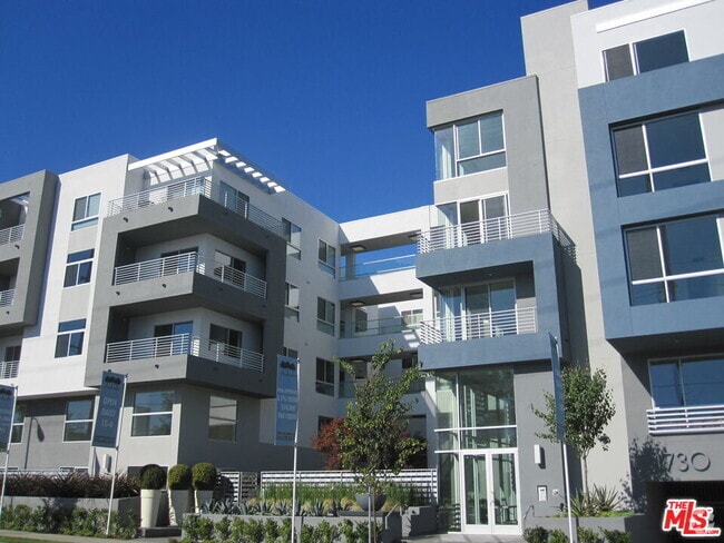 Building Photo - 1730 Sawtelle Blvd Unit 305 Rental
