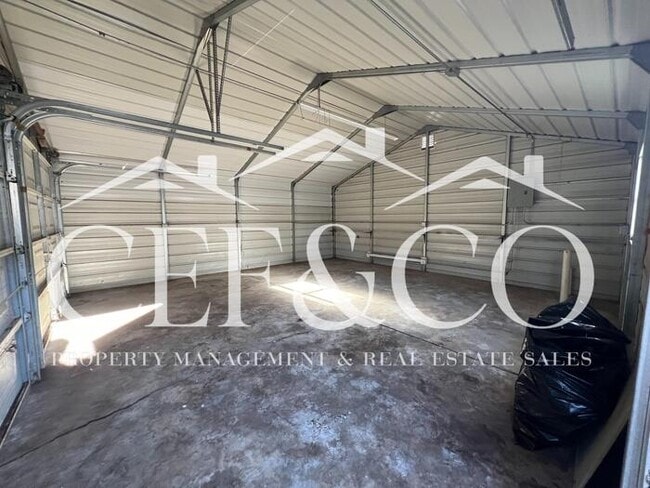 Photo - Beautifully maintained 4-bedroom, 3-bath home now available in Duncan!