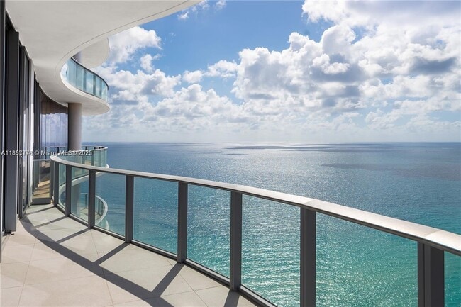 Building Photo - 17475 Collins Ave Unit 2802 Rental
