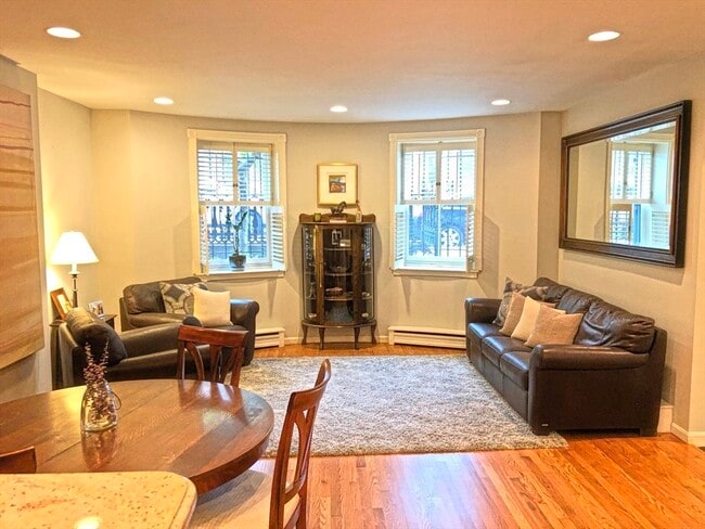 Photo - 604 Massachusetts Ave Unidad G Rental